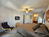 1202 Thorpe Lane - Photo 20