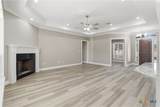647 Oak Creek Parkway - Photo 11