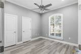 647 Oak Creek Parkway - Photo 15