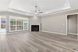 647 Oak Creek Parkway - Photo 7