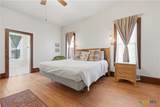 306 Avenue E - Photo 14
