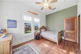 306 Avenue E - Photo 19