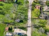 1004 Downs Avenue - Photo 10