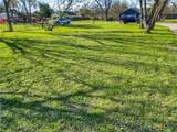 1004 Downs Avenue - Photo 9