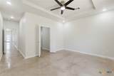 410 Avenue C - Photo 10