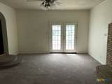304 Oak Street - Photo 10