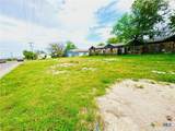 1104 Westview Drive - Photo 2