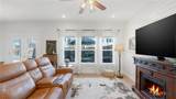 243 Sapphire - Photo 7