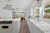 810 University Avenue - Photo 14