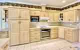 415 Trinity Street - Photo 14