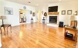 415 Trinity Street - Photo 9