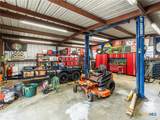 1045 Private Road 7005 - Photo 37