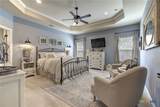 907 Shady Hollow - Photo 18