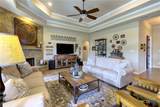 907 Shady Hollow - Photo 9