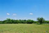 1049 Muehr Road - Photo 6