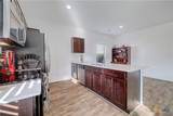 808 Circle Way - Photo 11