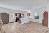 808 Circle Way - Photo 9