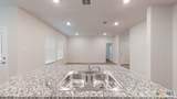 553 Hector Loop - Photo 6