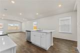 1530 Champagne Oak - Photo 9