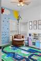 1370 Ward Street - Photo 40