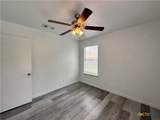 910-912 Stetson Avenue - Photo 24
