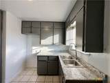 910-912 Stetson Avenue - Photo 32
