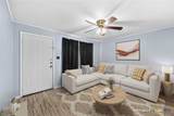 709 Sissom Road - Photo 4