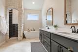 5017 Bella Charca Parkway - Photo 18
