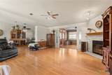 2124 Hackberry Road - Photo 8