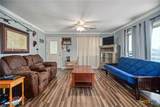 654 Calumet Drive - Photo 9