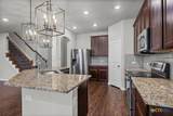 811 Clanton Cove - Photo 9