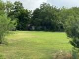301 Heideke Street - Photo 4