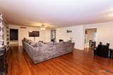 319 King Circle - Photo 3