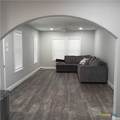 607 Hamilton - Photo 4