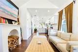 303 Pine Street - Photo 3