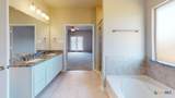 1911 Caponier Street - Photo 31