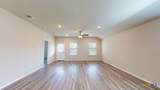 548 Hector Loop - Photo 15