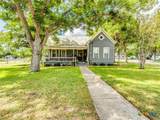 1122 Avenue H - Photo 2