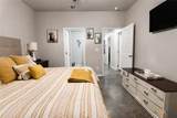 300 Lowes Boulevard - Photo 16