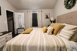 300 Lowes Boulevard - Photo 20