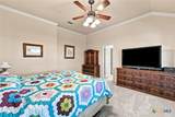 1006 Shady Hollow Court - Photo 18