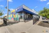 334 Avenue D - Photo 2