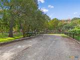 1070 Hayselton Avenue - Photo 16