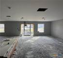 1405 Storey - Photo 27