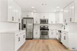 208 Langely - Photo 11