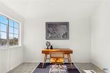 208 Langely - Photo 17