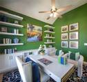 210 Navarro - Photo 26