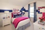 210 Navarro - Photo 35