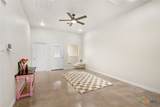 410 Avenue C - Photo 5