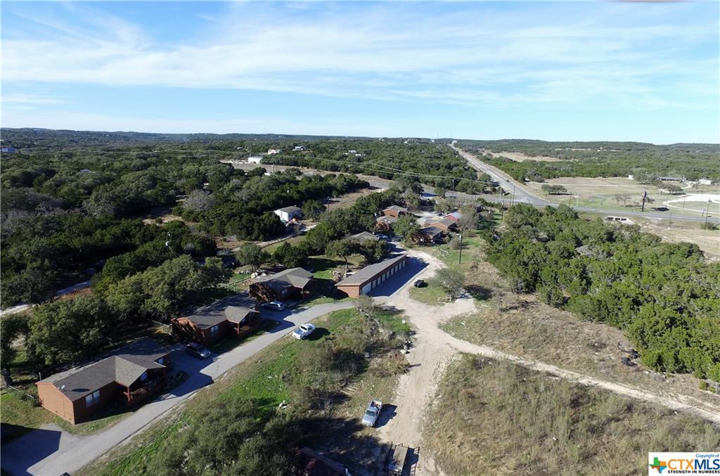 22095 Fm 306 - Photo 1